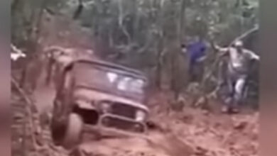 Chain Breaks Pulling Jeep Full Video Shocking Incident And Viral Footage 2023 10 14 10 31 29 652149