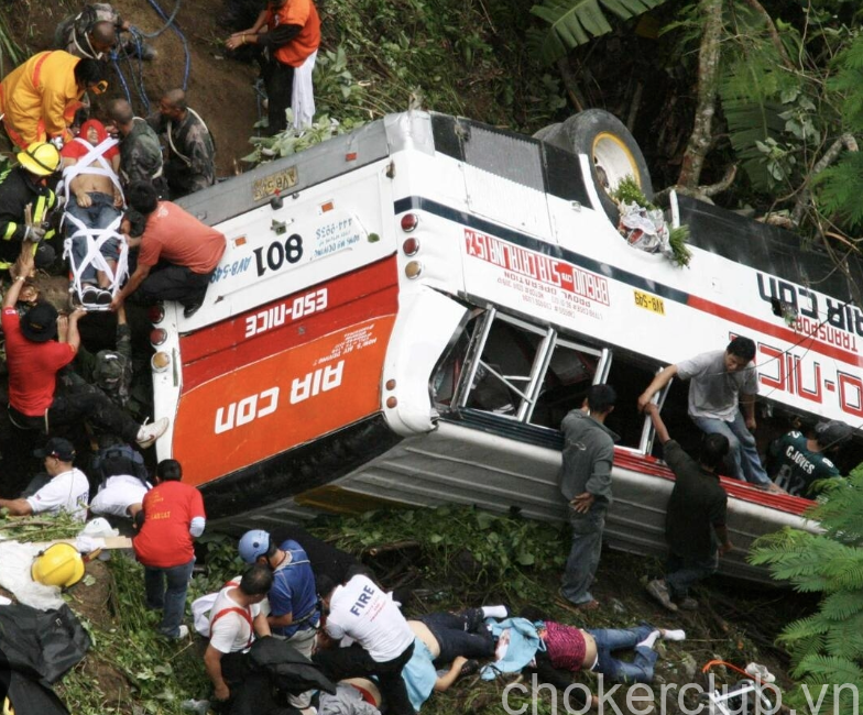 Tragic Filipina Bus Accident Video Original